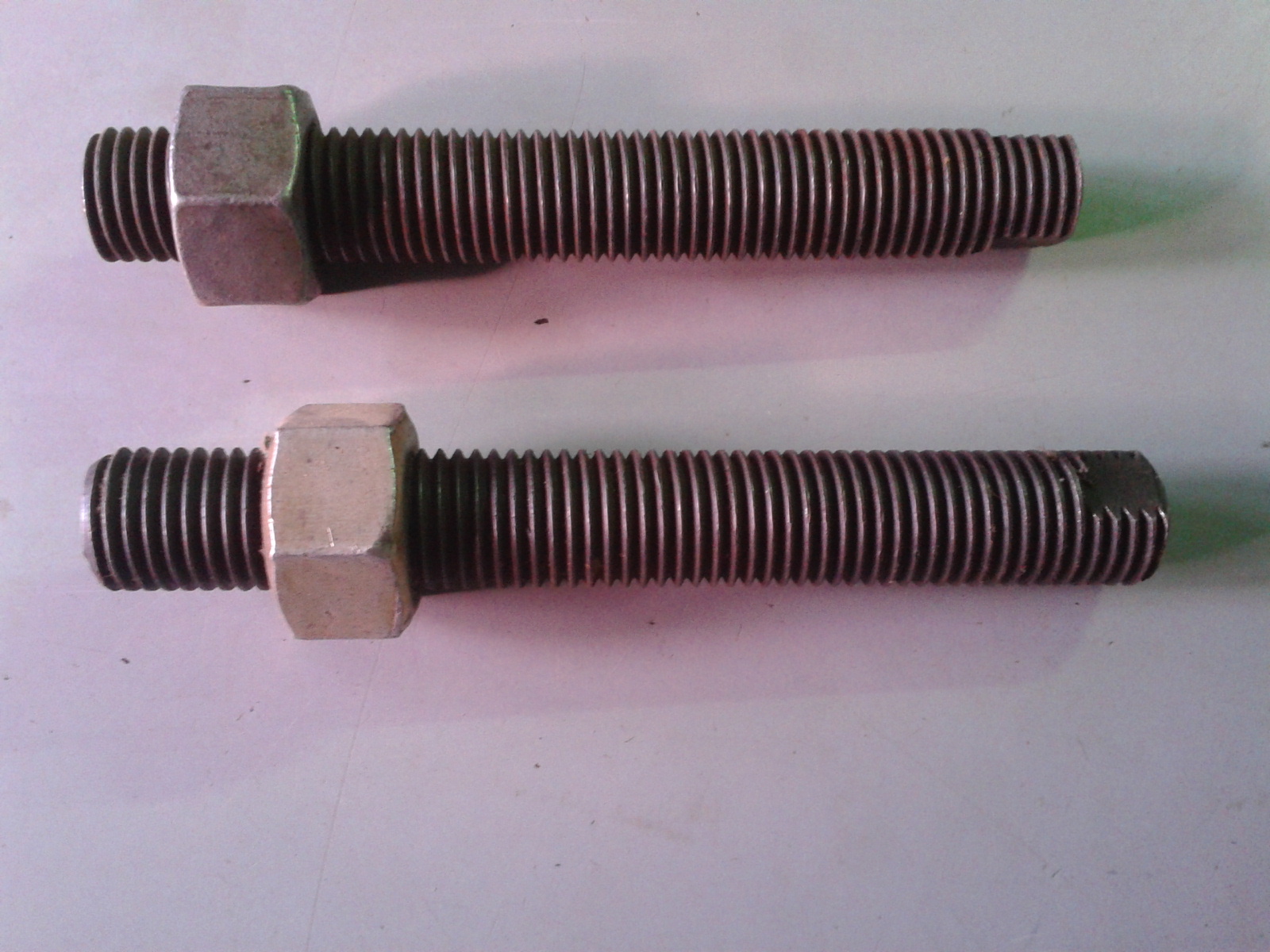 Threaded bars and studs